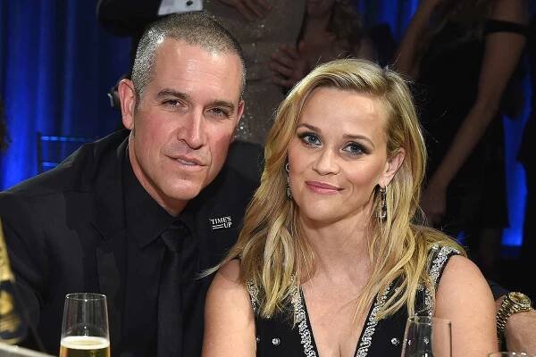 Reese Witherspoon and Jim Toth Reach Divorce Settlement 4 Months After Announcing Breakup