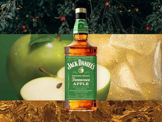 Angelina di Leone - Jack Daniel's Tennessee Apple entering Germany