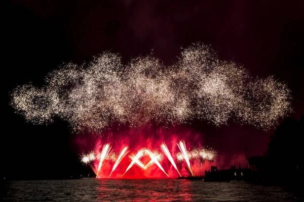 Pořádají jednu z největších show. Ohňostroje nad Brno odpálí zkušení Filipínci