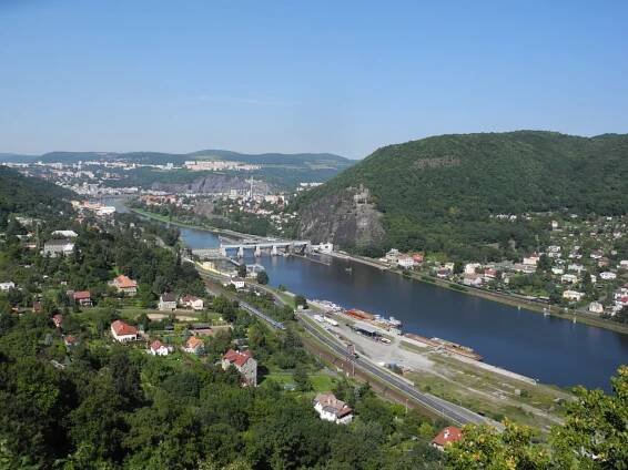 Labské vyhlídky Českého středohoří (Radejčín – Ústí nad Labem)