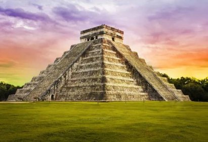 Pyramidy kukulkan chrám. Chichén Itzá. Mexiko. Maya civilizace — Stock fotografie