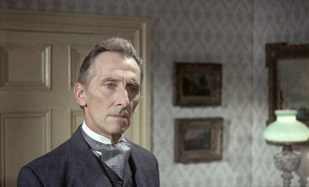 The Blood Beast Terror - Z filmu - Peter Cushing