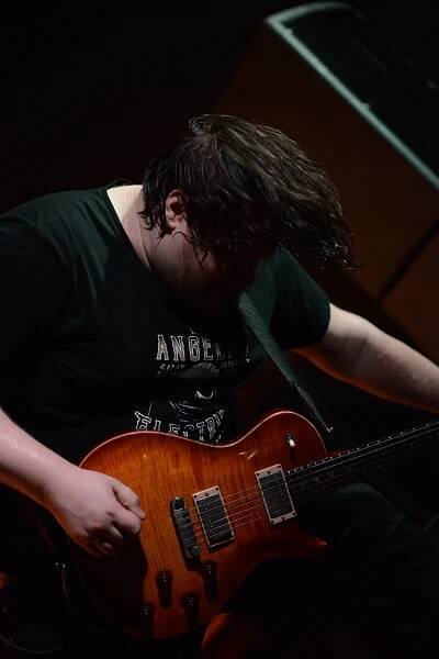 Matt Long v písecké Podčáře. Hudební masakr se spoustou rockového ksichtění