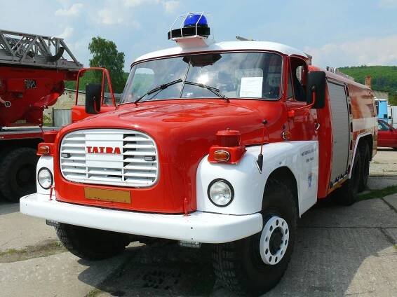 (1969-1982) Tatra 148