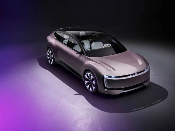 Audi představilo v Číně novou značku elektromobilů bez loga se čtyřmi kruhy