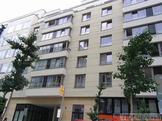 Pronájem mimořádného, luxusního bytu s krásným výhledem, 5+ kk, 240 m2, Karla Engliše, Smíchov, Praha 5 | TIDE REALITY
