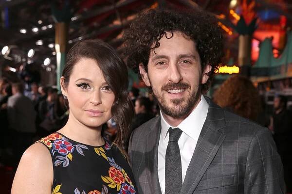 HOLLYWOOD, CA - FEBRUARY 17: Katie Lowes and Adam Shapiro attend the premiere Of Walt Disney Animation Studios' 
