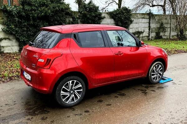 Suzuki Swift Allgrip 4x4 test - TopSpeed.sk