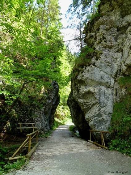 Cyklotrasa Gaderská dolina a Čertová brána 49 km | Woodpark