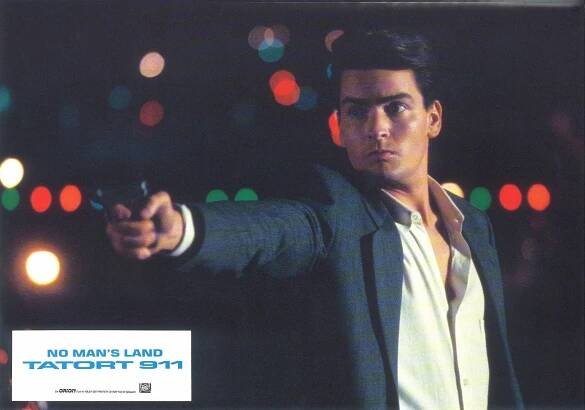 Země nikoho - Fotosky - Charlie Sheen