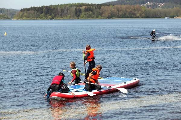 Lipno se začíná plnit sportovci i turisty - Naše voda