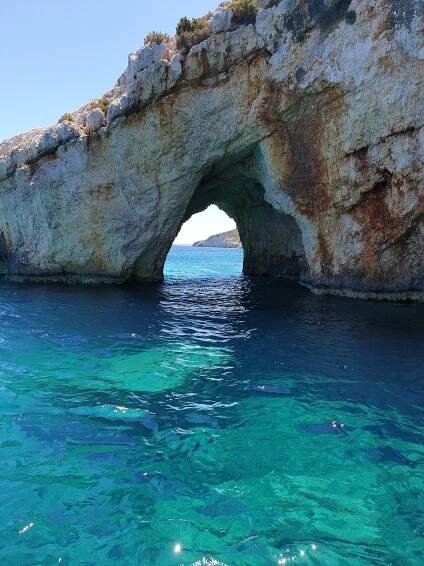 Travel top tips for the Greek island of Zakynthos, you don't want to miss this!