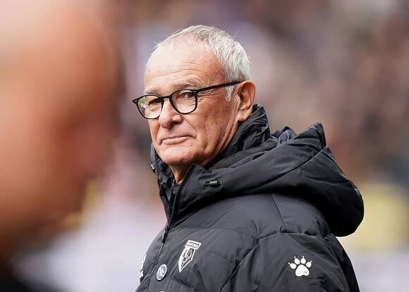 Nemajú dobré výsledky. Ranieri netradične motivuje Kucku a spol.