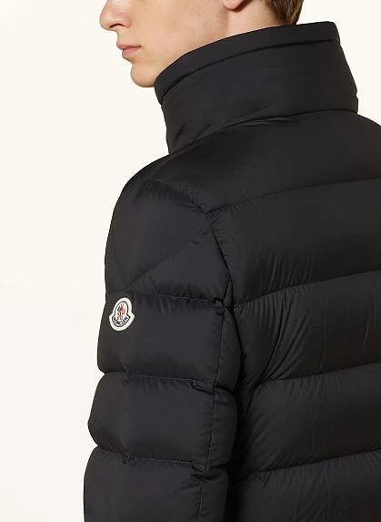 MONCLER Péřová bunda CLUNYE s odnímatelnou umělou kožešinou: ČERNÁ