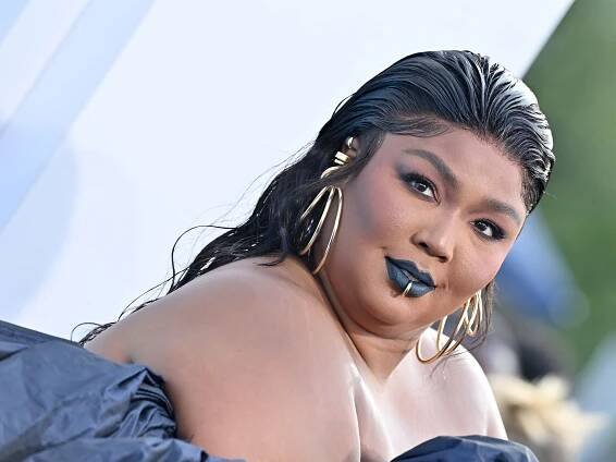 Lizzo Clarified Exactly Who Her VMAs Speech Was Meant For