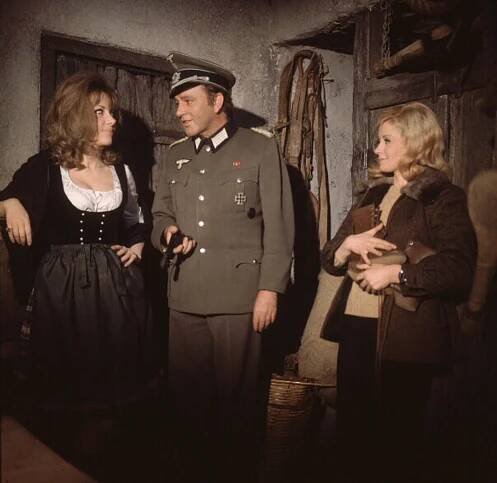 Kam orli nelétají - Z filmu - Ingrid Pitt, Richard Burton, Mary Ure