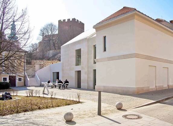 galerie závodný mikulov – desk architekti
