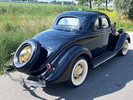 Ford DeLuxe 5-window coupé model 48 | Starchief Classic Cars