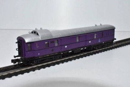 HOBBYTRAIN Expresní souprava RHEINGOLD - N - Nepoužívaná - Modelová železnice