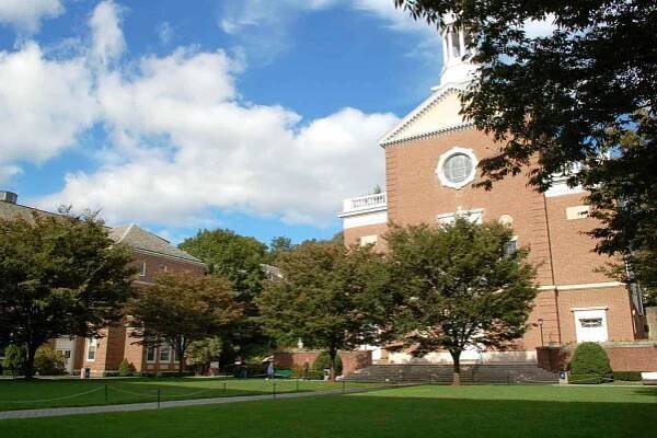 Manhattan College: Acceptance Rate and Admissions Statistics