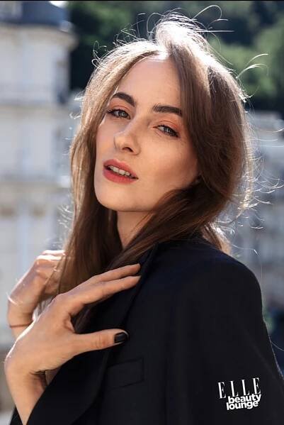 Press — Elizaveta Maximová