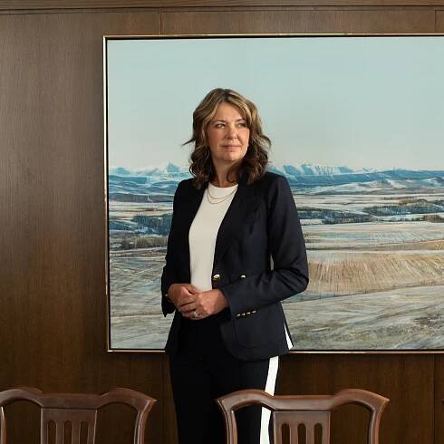 In Canada’s Fight With Trump, Danielle Smith Is Playing Good Cop