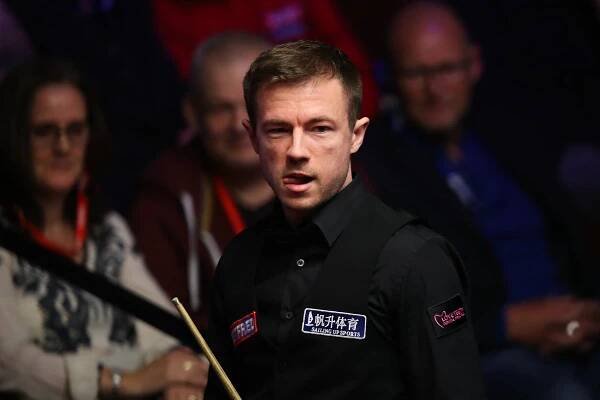 Neil Robertson joins the Crucible’s 147 club but bows out to Jack Lisowski