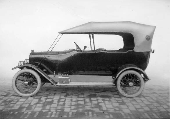 Soubor:Walter W I (1913) SOA.jpg – Wikipedie