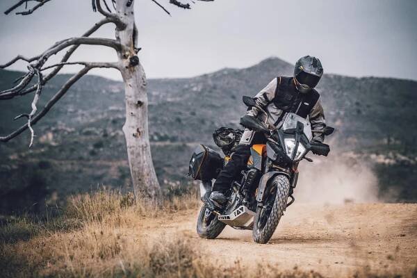 Leh Ladakh Bike Adventure | With KTM 390 Adventure