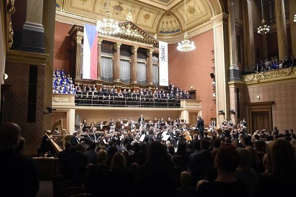 Rudolfinum vzdalo poctu českým filmům a pohádkám | Praha 1