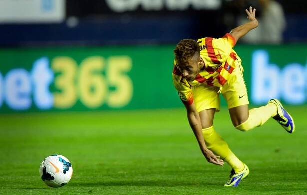 Barca i Atlético klopýtly, Real snížil ztrátu na čelo