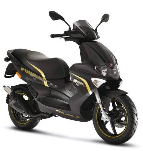 Gilera RUNNER 50 SP, Gilera RUNNER ST 125 & Gilera RUNNER ST 200 - MOTOSALONE.CZ 