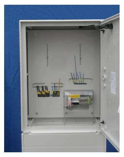 Elektroměrový rozvaděč DCK ER212/NKP7P šedý pro ČEZ, E.ON 230V/400V