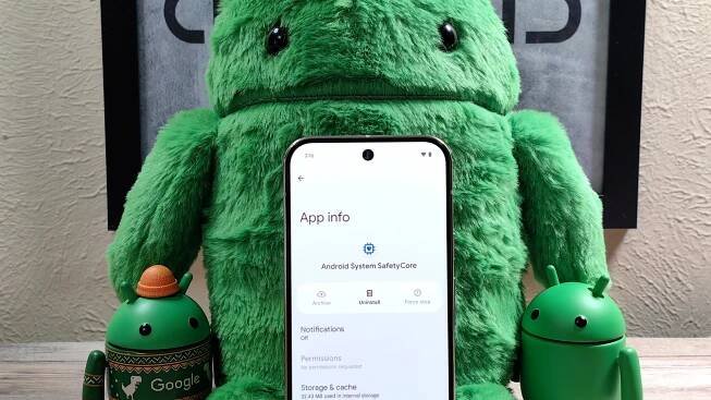 Android System SafetyCore app on a Pixel phone