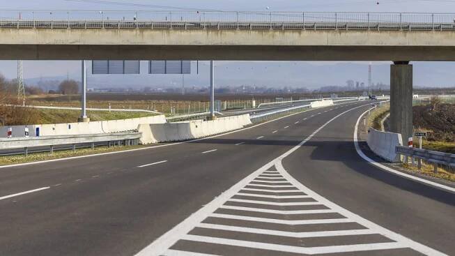 Otevření dalšího úseku D49 v polovině roku 2025 je ohroženo. Soud znovu vyhověl ekologům | Zlín