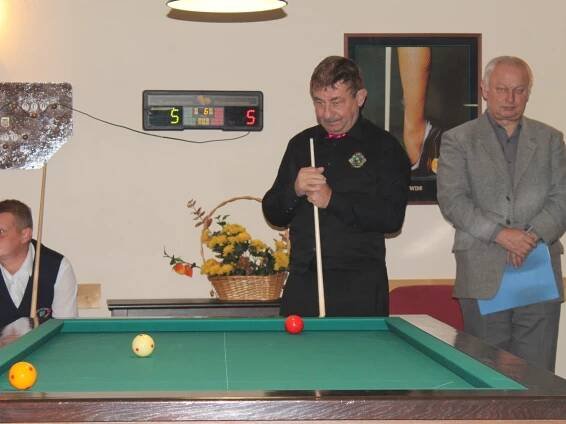 Brněnští kulečníkoví mistři splnili roli favorita. Vyškovští sbírali zkušenosti
