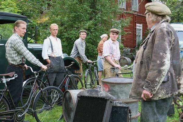 Täällä Pohjantähden alla II - Z filmu - Ilkka Koivula, Sampo Sarkola, Reino Nordin, Anna Lipponen, Arttu Kurttila