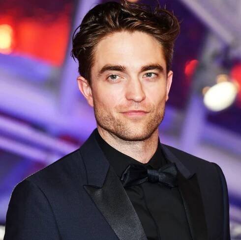 Robert Pattinson Has Finally Officially Been Chosen as 'The Batman,' Replacing Ben Affleck