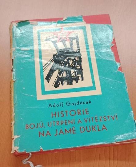 Historie bojů, utrpení a vítězství na Jámě Dukla (1961)