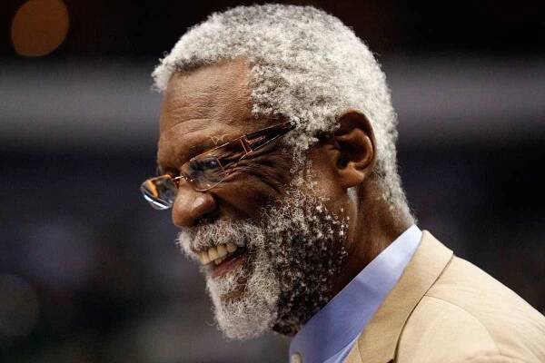 NBA přišla o legendu. V 88 letech zemřel Bill Russell, se Celtics vyhrál 11 titulů
