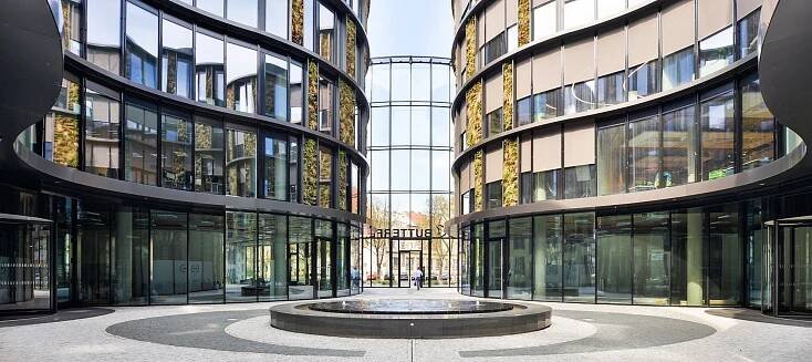 Pernerova, Karlín - Praha 8 | Pronájem, Administrativní budova