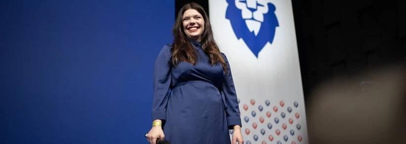 „Neprofesionální, vyměnit.“ Mluvčí prezidenta Markéta Řeháková čelí kritice kvůli emotivnímu vystoupení