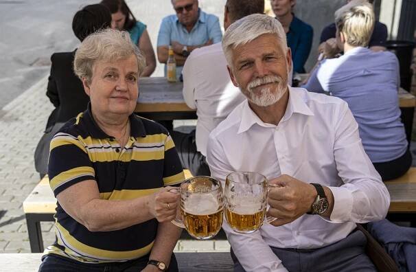 Obrazem: Drábová o útoku na jádro, Pavel o KSČ, Středula o prezidentství