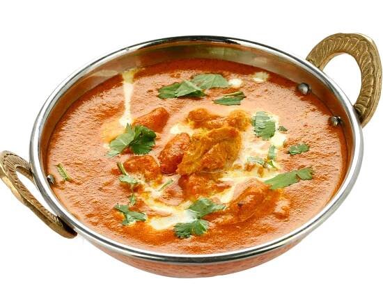 Ochutnejte tradiční indická jídla: čtyřchodové menu pro dva v Tikka Masala