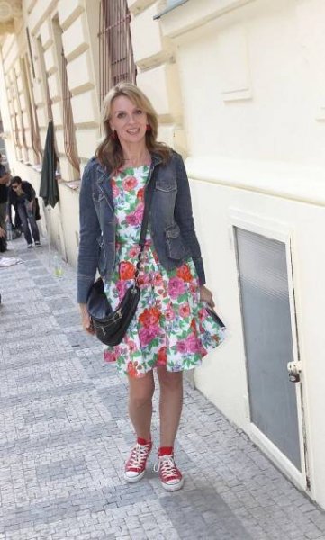Ivana Chýlková slaví 50: I v tomhle věku můžete nosit tenisky i holiny