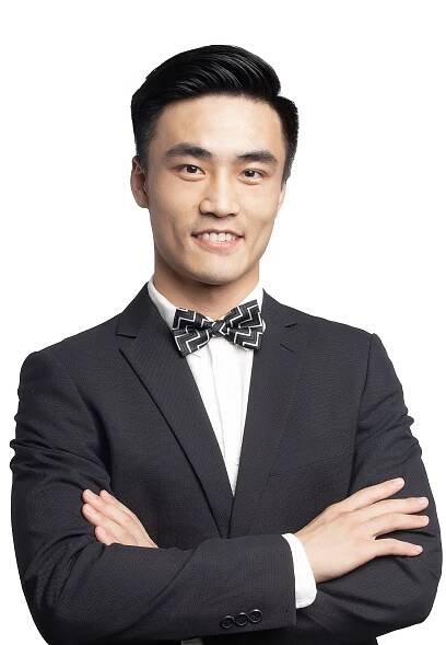 Yang  Li