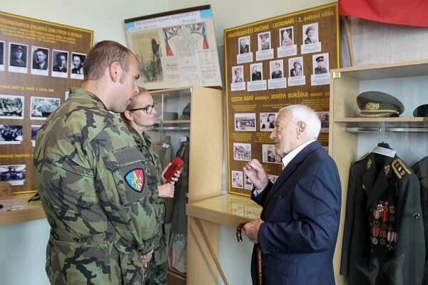 V Postřekově vzpomínali na rodáka a válečného hrdinu Josefa Buršíka