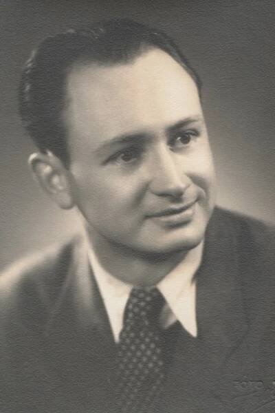Josef Mach (1924 - 2022)