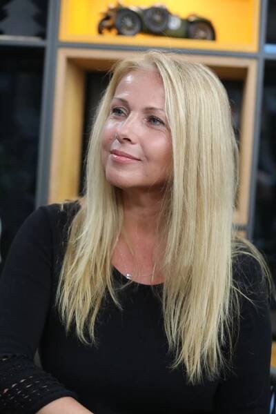 FOTO: Hvězda televize Nova, Nicol Lenertová. – stránka 40