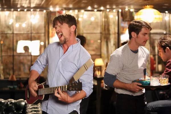 Šťastní až do smrti - Fowl Play/Date - Z filmu - Zachary Knighton
